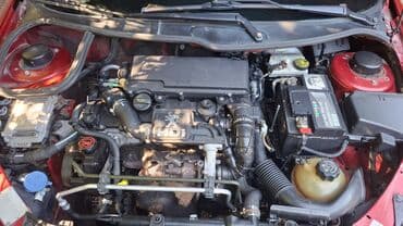 prednja kamera za auto: Peugeot 206: 1.4 l | 2004 г. 203098 km. Hečbek — 2