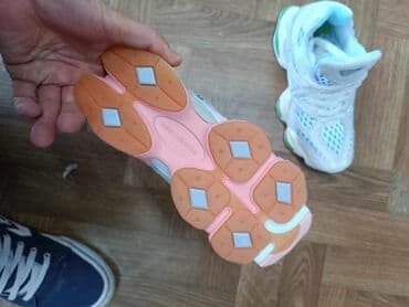 new balance 550 beograd: New Balance, 38 — 11