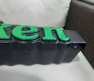 dimenzije gitare: Svetleca reklama HeInEkEn Ispravna reklama poznatog brenda. Poseduje — 8