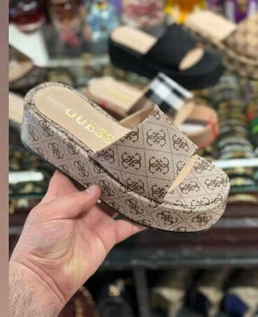 c a papuce: 06. papuče 
36-41
4.500 din — 4