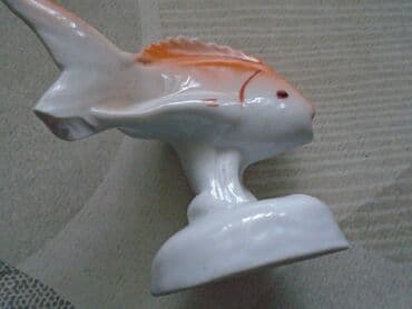 delovi za maketu fice: Vintage porcelanska figura ribe — 1