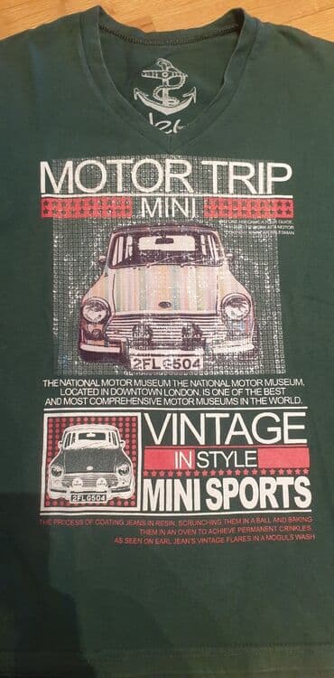 majice hm: Mini Moris vintage tamno maslinasto zelena muška majica. M-L velicina — 1