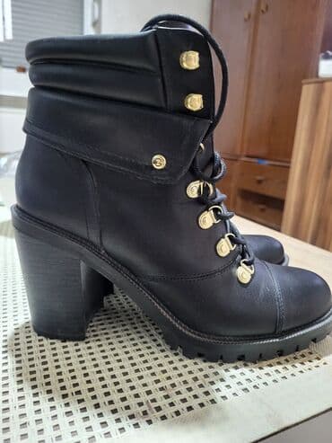 walkmaxx zenske duboke cipele: Gležnjače, Guess, 38.5 — 3