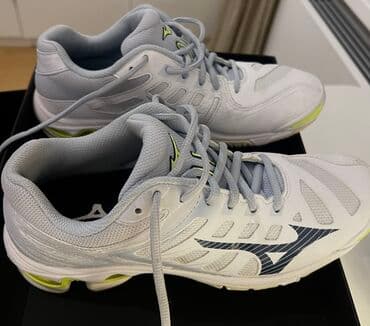 balenciaga patike triple s: Mizuno, 39, bоја - Bela — 1