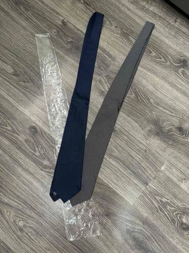 elegantne pantalone sa visokim strukom: Kravata, Trussardi Collection — 2