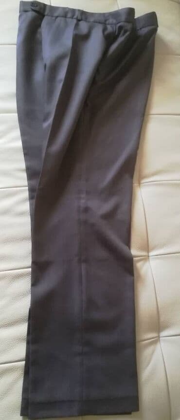 Muška odeća: Pantalone 2 kom sve za 500 din vel XL/XXL. Crne i plave na crtu. Crne — 9