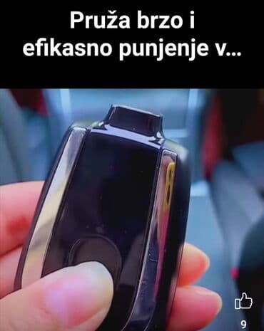 polovni telefoni pancevo: Privezak Punjač za mobilni telefon
Nov. U svojoj kutiji
 Mirijevo — 12