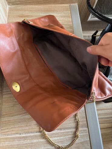 zenske torbe planeta sport: Elegantna torbica, Materijal: Koža — 1