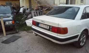 zastava 750 delovi: U dobrom stanju stranac, stoji od 2013, u delovima,, — 4