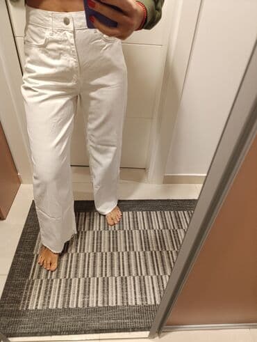 elegantne pantalone sa visokim strukom: Bele farmerke Waikiki. Farmerke su nove, nisu nosene, samo je skinuta — 1