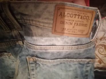Farmerke, 42 / 31, Pocepane — 3