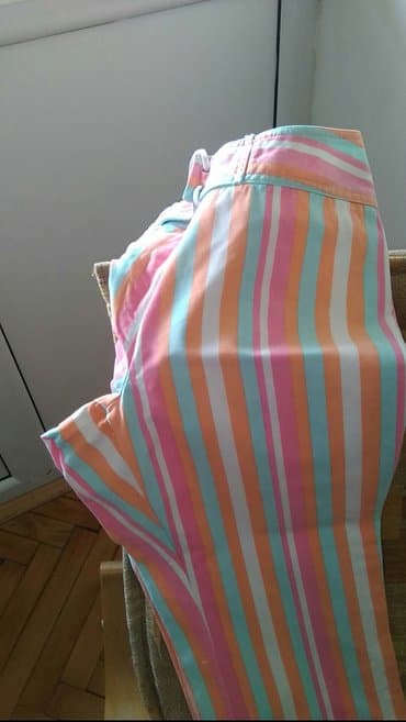 pantalone s: Normalan struk, Drugi kroj pantalona — 4