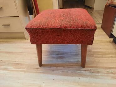 lidl tabure za decu: Retro tabure,stolica Dimenzije oko 44x44 cm. Visina oko 36 cm Nogice — 10