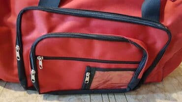 dres crvene zvezde za decu: Sportska torba 50x32x30cm, plus dzepovi sa strane koji se šire, puno — 3