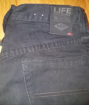 elegantne pantalone sa visokim strukom: Muske farmerke, crne boje. Firma LEE COOPER, original su. Fazonske ! — 4