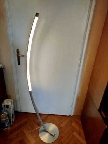cena prohromskog lima po kilogramu: Podna lampa, bоја - Siva, Upotrebljenо — 1