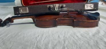 racunarstvo i informatika za 1 razred srednje skole: Prodajem Majstorsku Violinu Amati Prodajem staru Majstorsku Violinu — 4