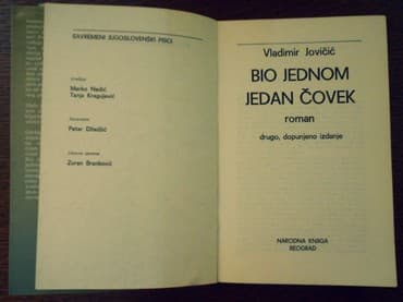zvučnici sa mikrofonom: Bio jednom jedan čovek (Vladimir Jovičić) 360 strana, mek povez sa — 3