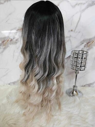 lace front perike: Perika — 25