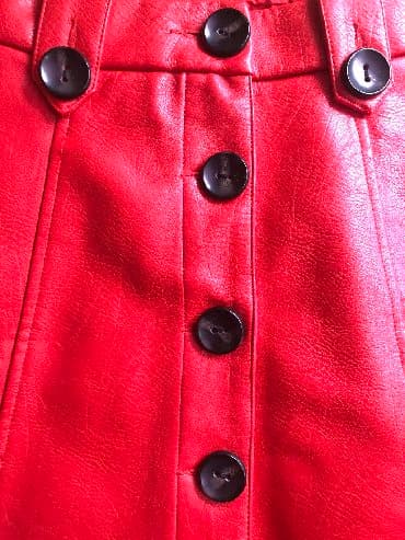 suknja sorc stradivarius: M (EU 38), Midi, bоја - Crvena — 2