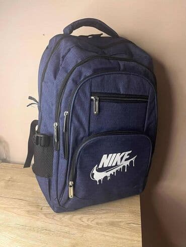 majice za ispod sakoa zenske: Nike — 16