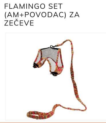 privesci sa natpisom: Komplet za zečeve Flamingo sastoji se od udobnog amova i povoca — 2