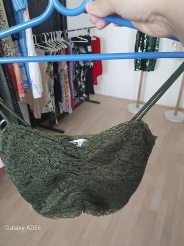 na jedno rame: H&M, S (EU 36), Pamuk, Jednobojni, bоја - Maslinasto zelena — 1