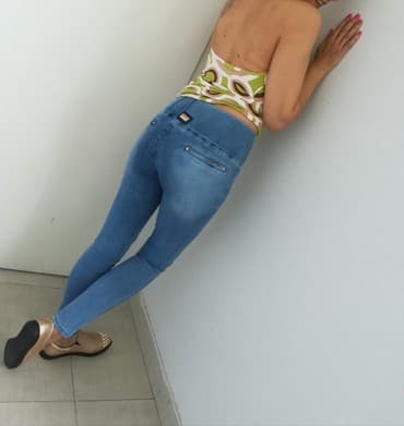 majica s: Majica odličan kvalitet super model, predivne boje — 2