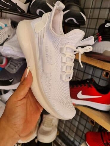 zenska obuca broj 35: Nike, 38, bоја - Šareno — 19