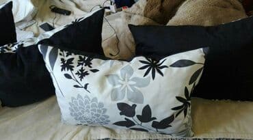 Pillows: Throw pillow, Sponge — 7