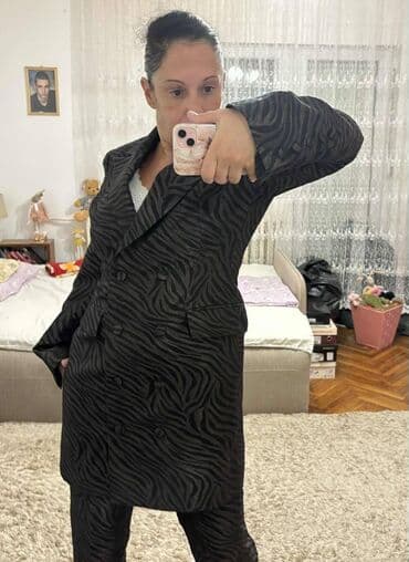 kompleti sako i pantalone: Mona, XL (EU 42), Sa ilustracijom, bоја - Crna — 7