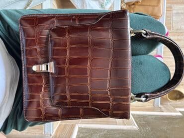 Lične stvari: Elegantna torbica, Materijal: Koža — 1