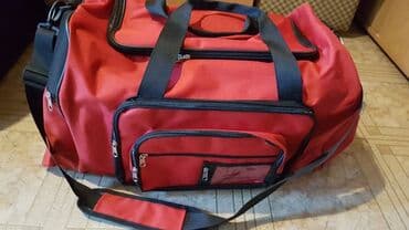 dres crvene zvezde za decu: Sportska torba 50x32x30cm, plus dzepovi sa strane koji se šire, puno — 1