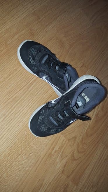 novi pazar obuca: Nike, Veličina - 27, Anatomske — 2