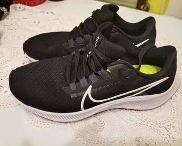 Patike: Nike, 40, bоја - Crna