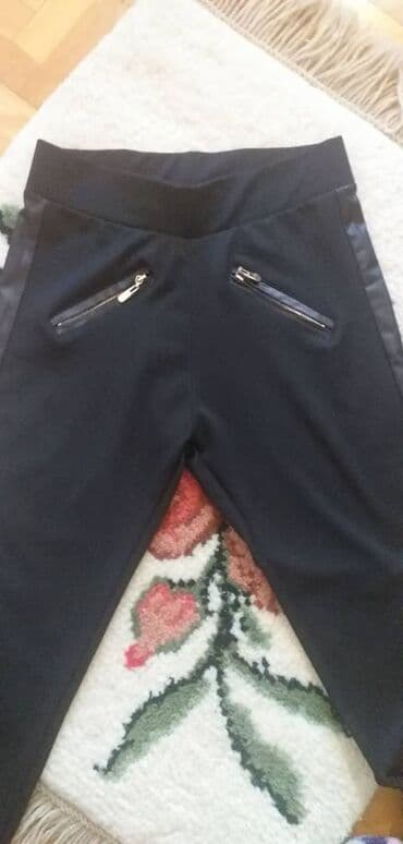 elegantni kompleti sa pantalonama: M (EU 38), L (EU 40), Poliester, bоја - Crna, Jednobojni — 3