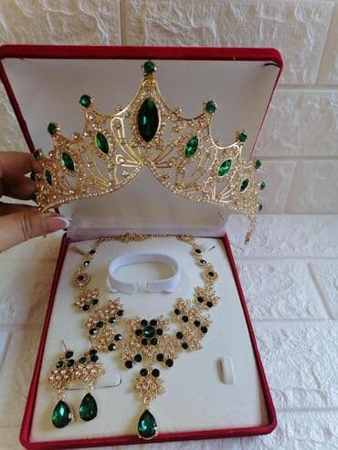 torbe b: Chanel, Set: Kruna, Minđuše, Narukvica, Materijal: Cirkon, Biser — 4
