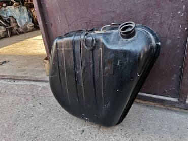 ajkula auto: Rezervoar Lada 7 Riva. Polovno, ocuvano. Skinuto sa rastavljenog — 2