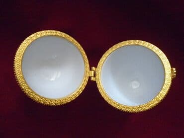 Figurice i makete: Vintage SHANG KUN fine porcelain, jaje za čuvanje jajeta čuvarkuće ili — 2