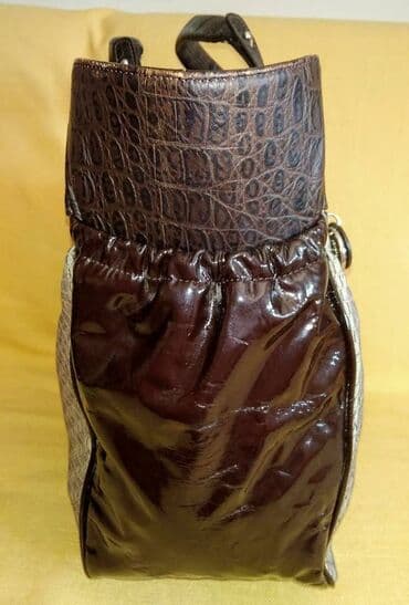 elegantne pantalone sa visokim strukom: Elegantna torbica — 5