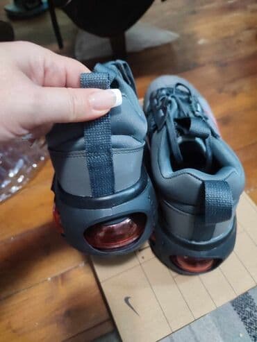 haljina zlatno bela ili crno plava: Patike, Nike, veličina - 42 — 2
