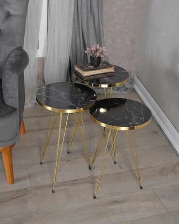 polovan namestaj iz inostranstva u palanci: 07. ✨ Set Stočića “Gold” 3/1 Cena: 5500 RSD Unesite luksuznu notu u — 1