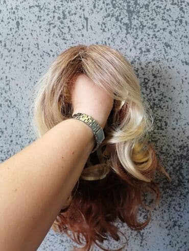 lace front perike: Perike
Cena:3200din — 19