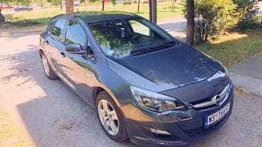 Opel: Opel Astra: 1.7 l | 2012 г. Hečbek