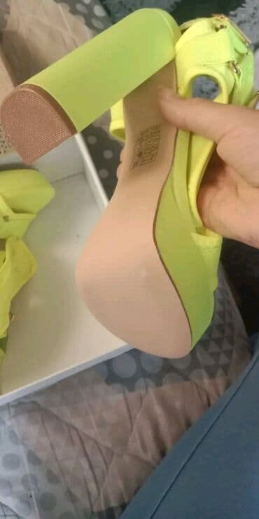 novi iqos aparat: Sandale, 36 — 2