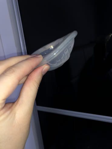 Avent stitnici za bradavice u koji mozete sakupljati mleko. Dolazi sa — 5