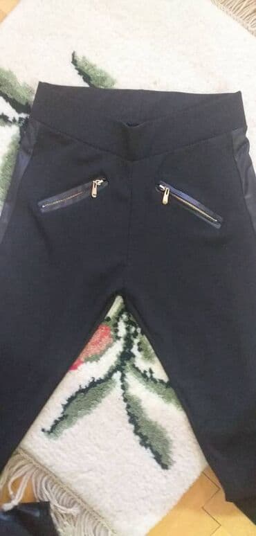 elegantni kompleti sa pantalonama: M (EU 38), L (EU 40), Poliester, bоја - Crna, Jednobojni — 5
