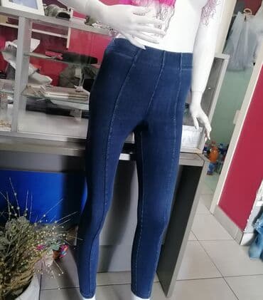elegantne pantalone sa visokim strukom: Farmerice model kao helanke
Savrsene
Visok struk
Odgovara Vel S M — 3