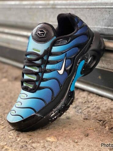 parfemi po brojevima: Patike, Nike, veličina - 46 — 4