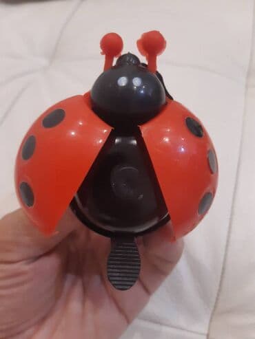 bicikl za mamu i bebu: Zvonce za bicikl NOVO

Novo zvonce, dimenzije 9.5*4.5*5cm — 2
